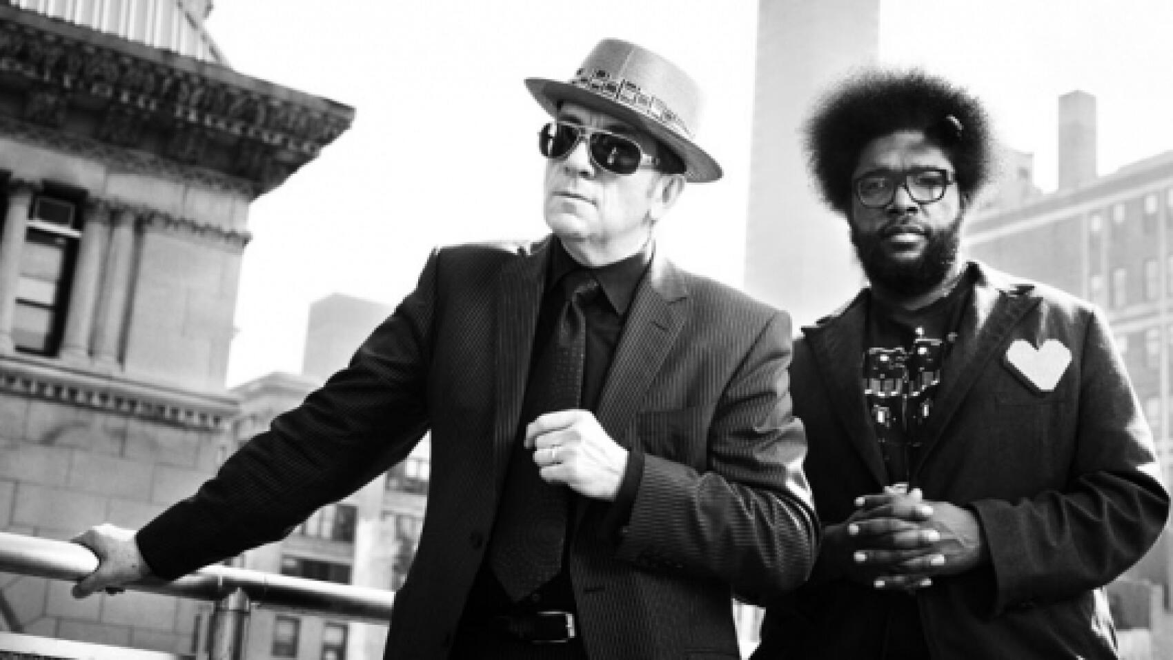 Un karaoké avec The Roots et Elvis Costello