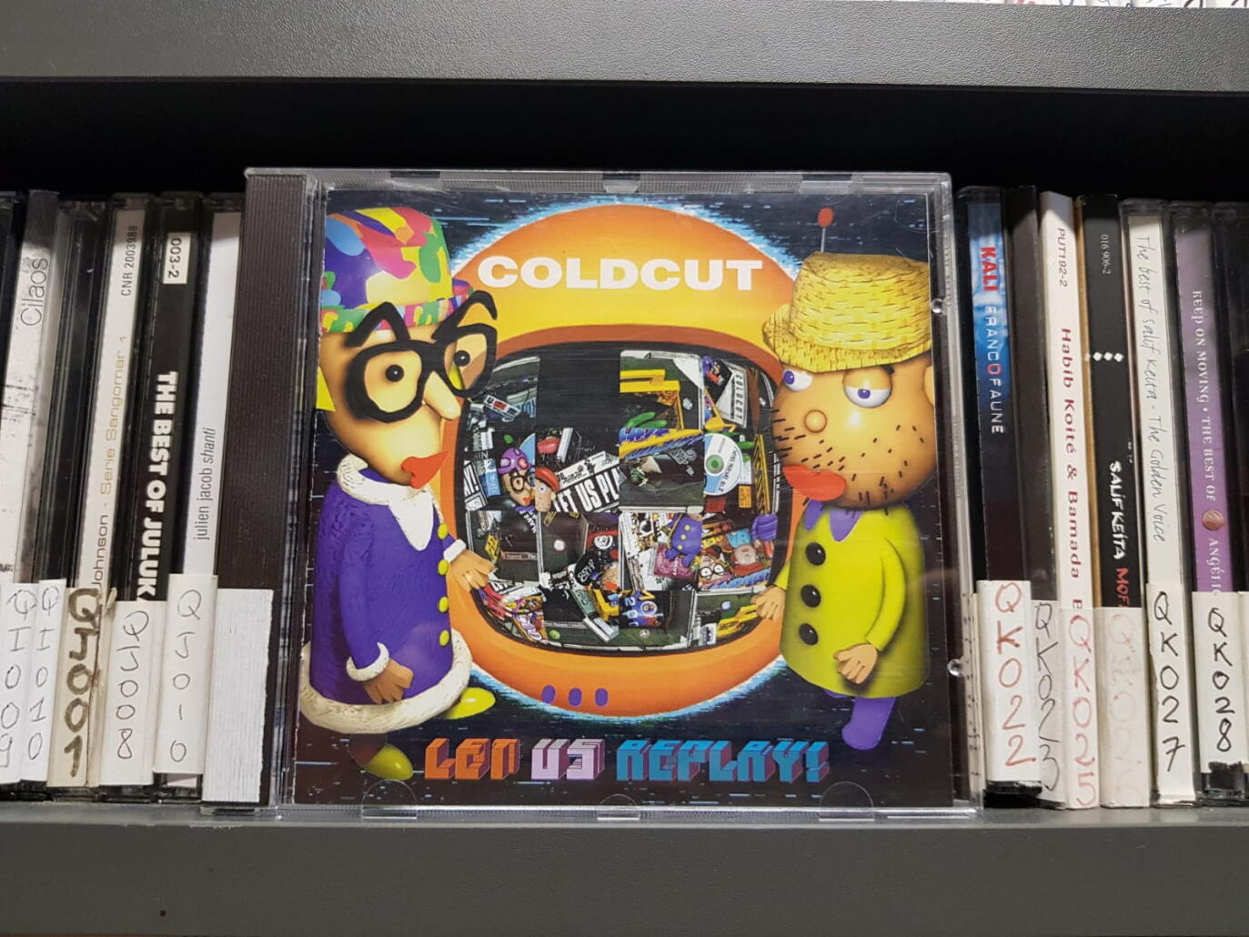 Un disque au hasard ? "Let Us Replay !" de Coldcut