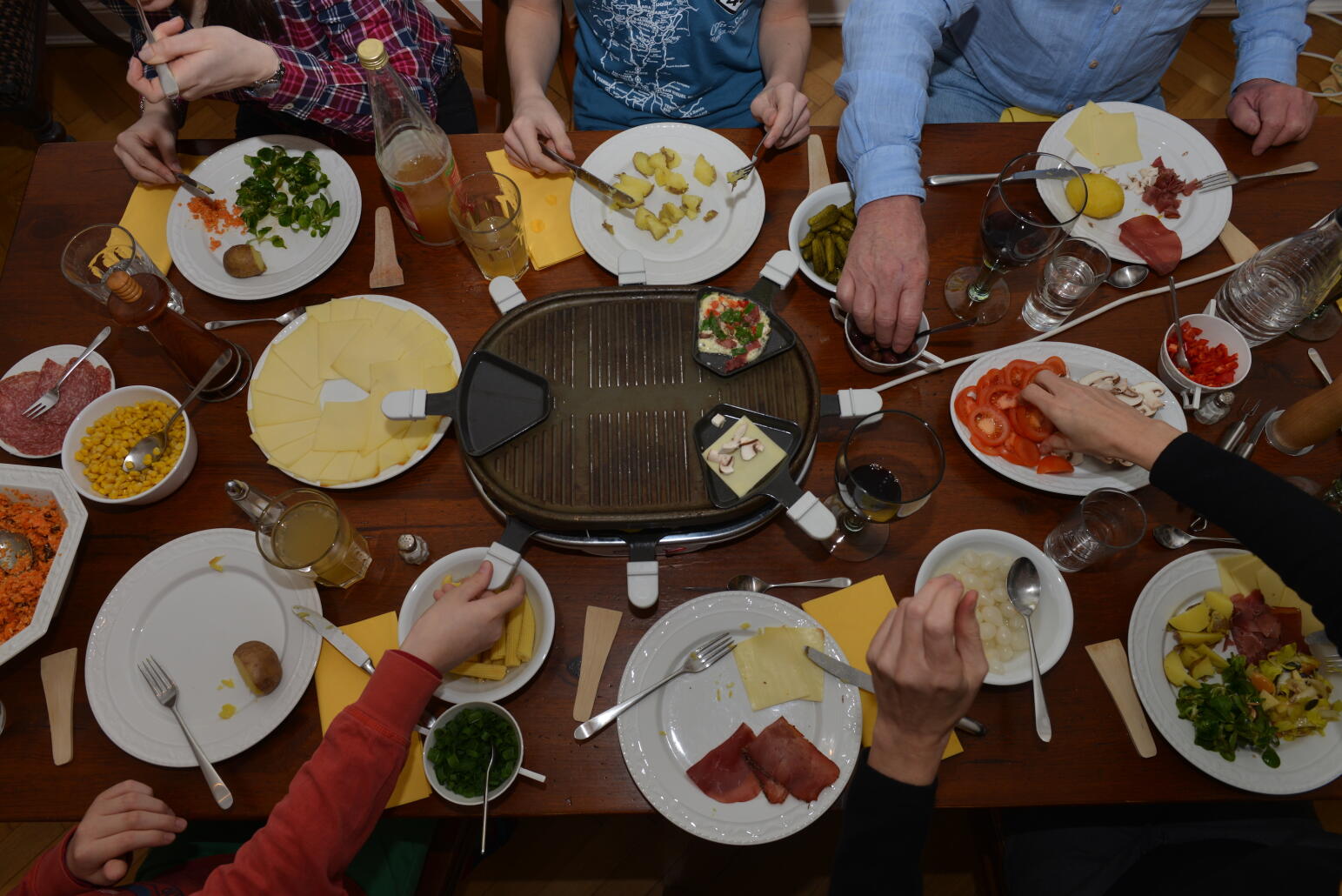 Des collégiens se mobilisent pour manger de la raclette à la cantine