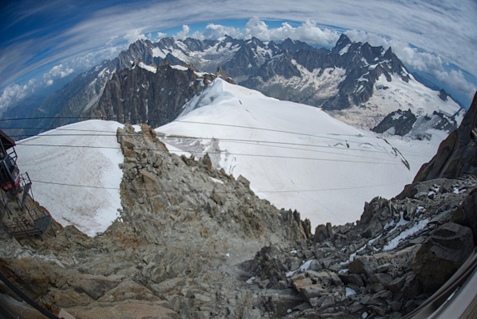 Un trésor trouvé en haut du Mont-Blanc est enfin partagé