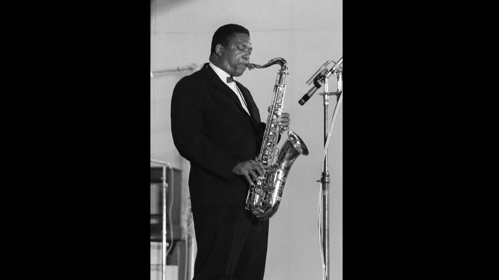 Pourquoi considérer John Coltrane, alors qu’on peut le mépriser et le siffler copieusement ?